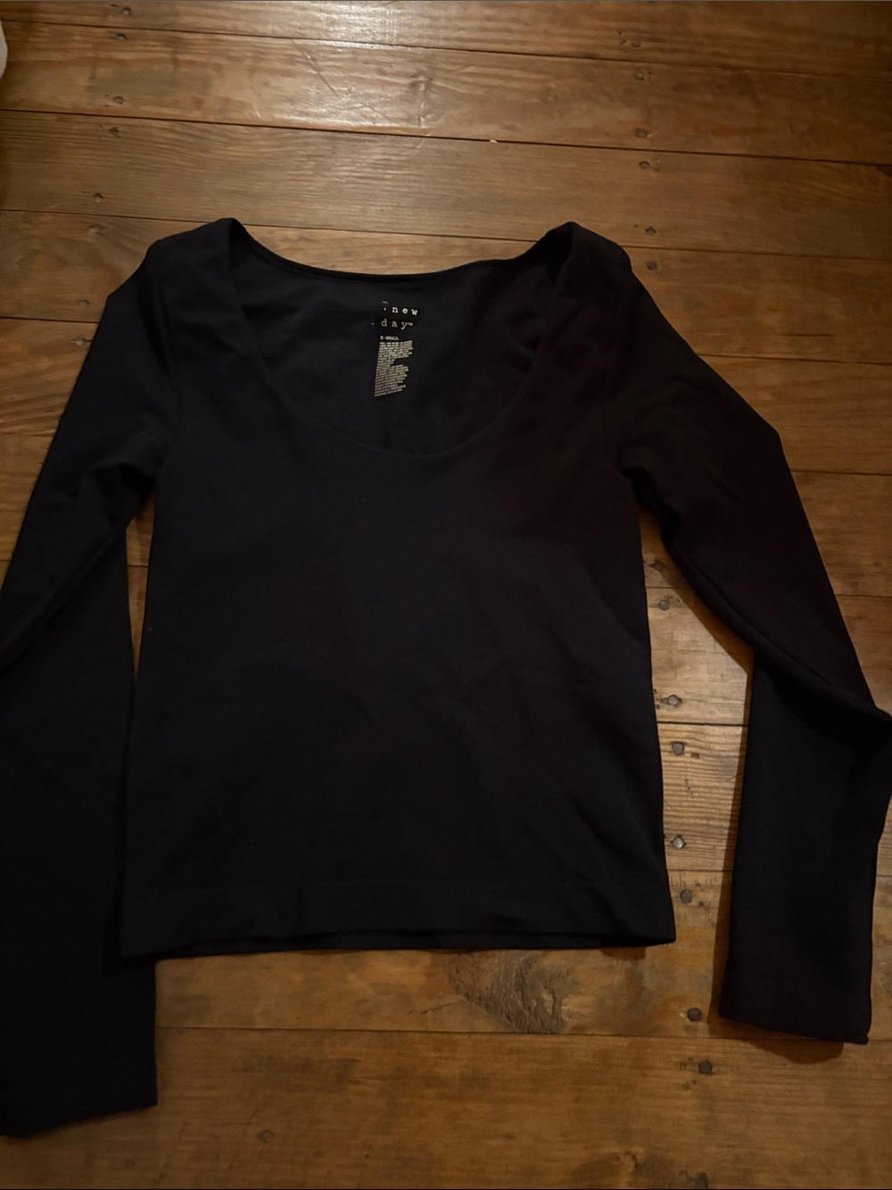 a new day Black Scoop-Neck Long Sleeve Top